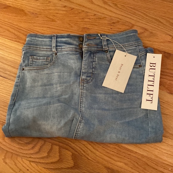 Jean skirt - Picture 3 of 3